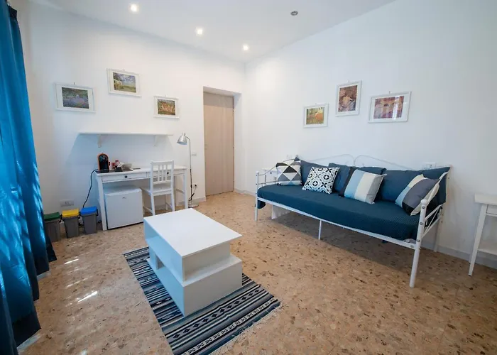 Casa Rosa Beige E Blu Apartment