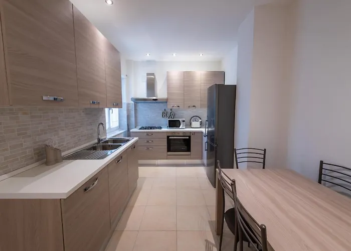 Casa Rosa Beige E Blu Apartment